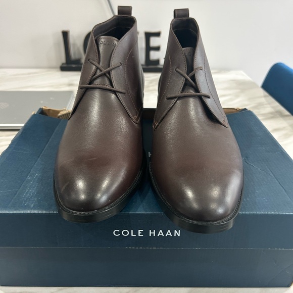Cole Haan Men's Rich Brown Leather Chukka Boots - Picture 1 of 4
